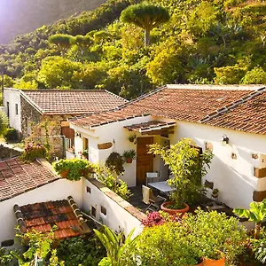 islanaga-tenerife.in-canary-islands.com/